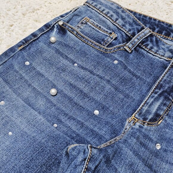 a.n.a. Denim Jeans with Pearls & Rhinestones. Mid-Rise Skinny, Size 10. NWT. - Picture 5 of 16